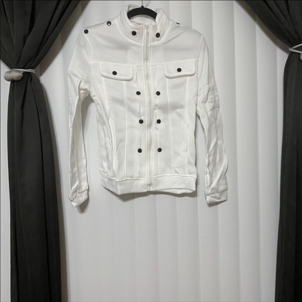 XIAN XIAN white light weight zipper jacket
